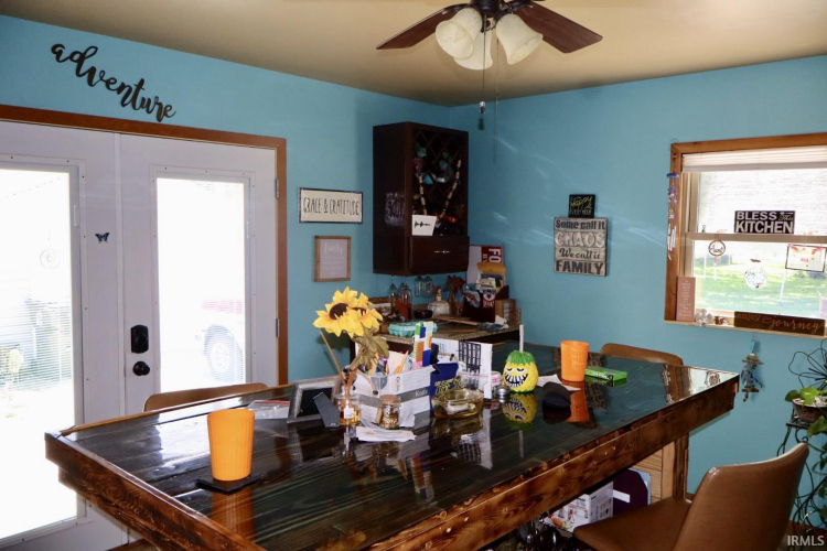 Listing Image 16