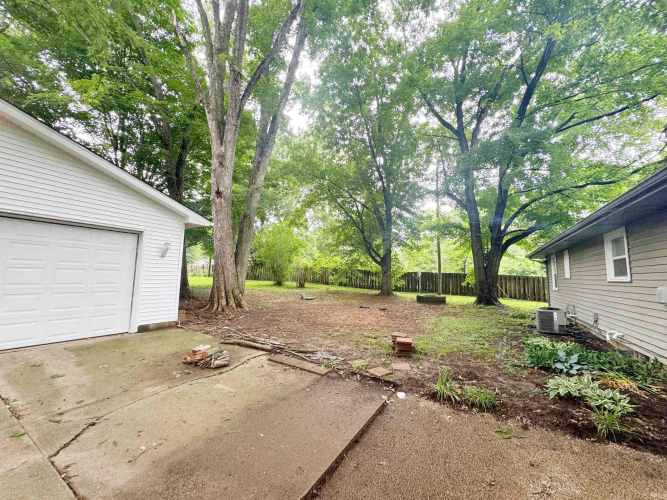 Listing Image 23