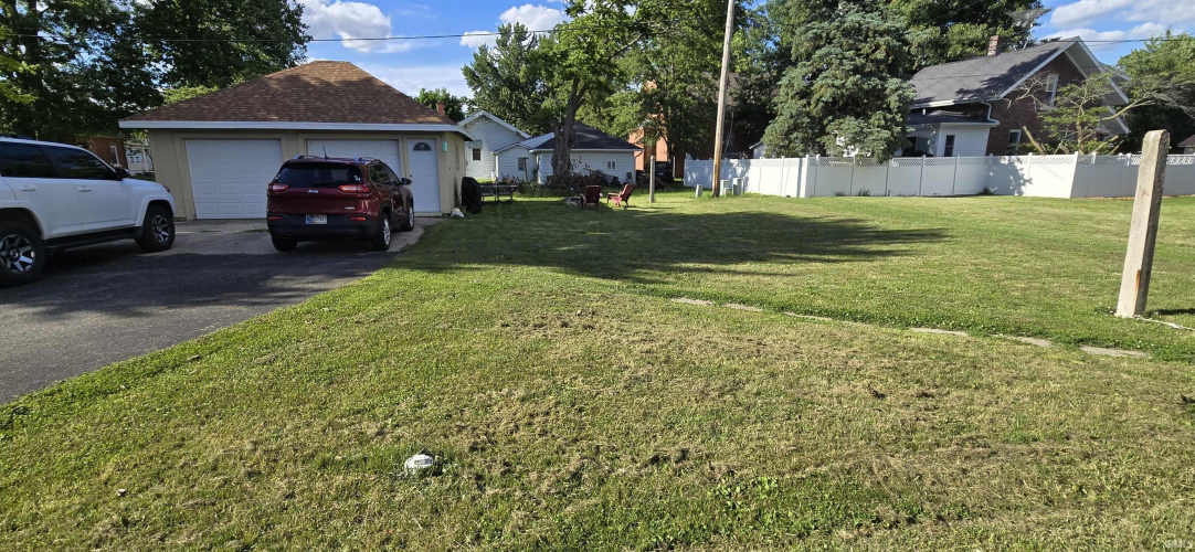 Listing Image 8