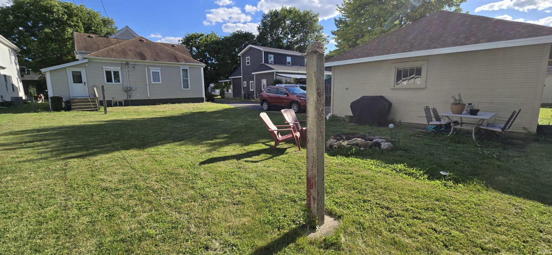 Listing Image 10