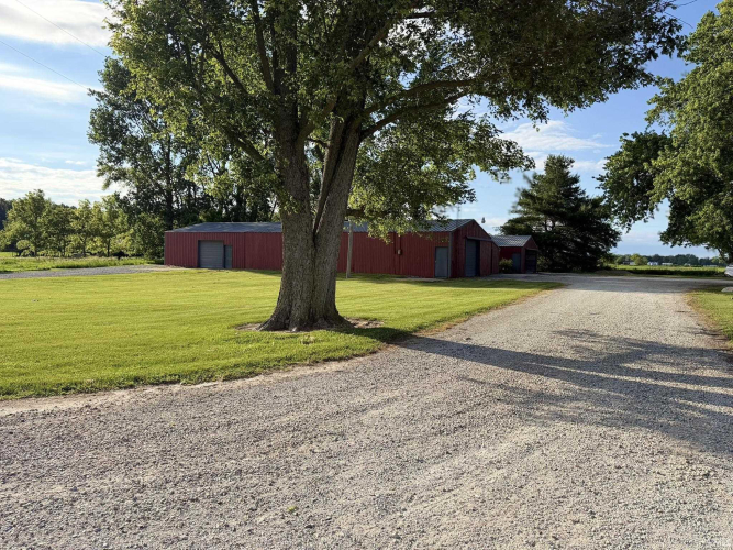 Listing Image 42