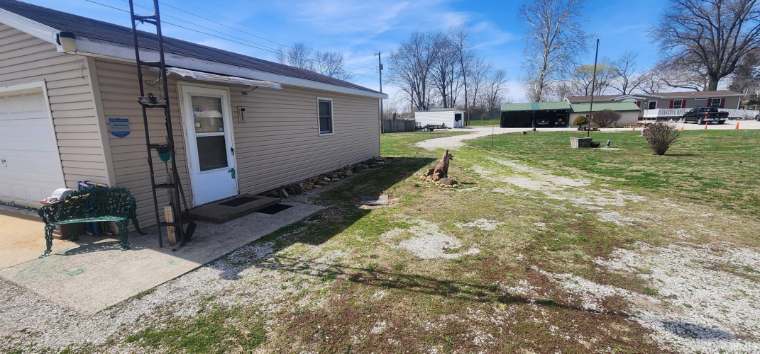 Listing Image 18
