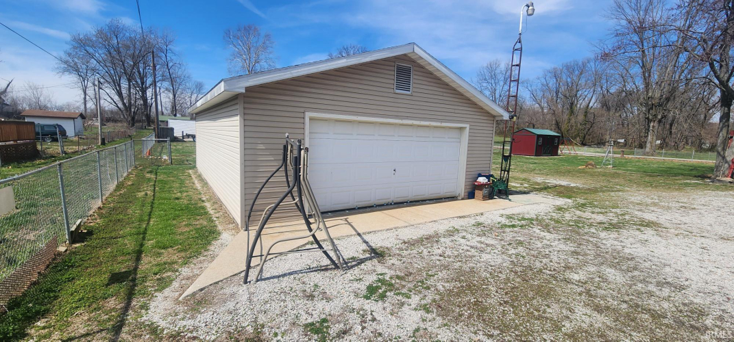 Listing Image 20