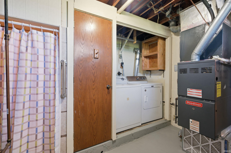 Listing Image 21