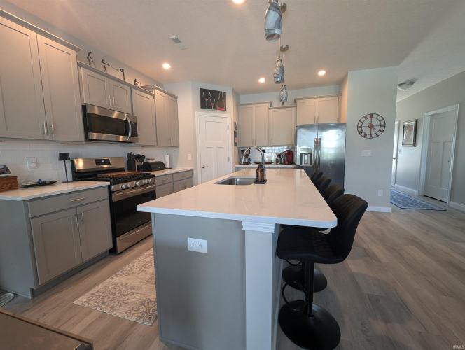 Listing Image 13