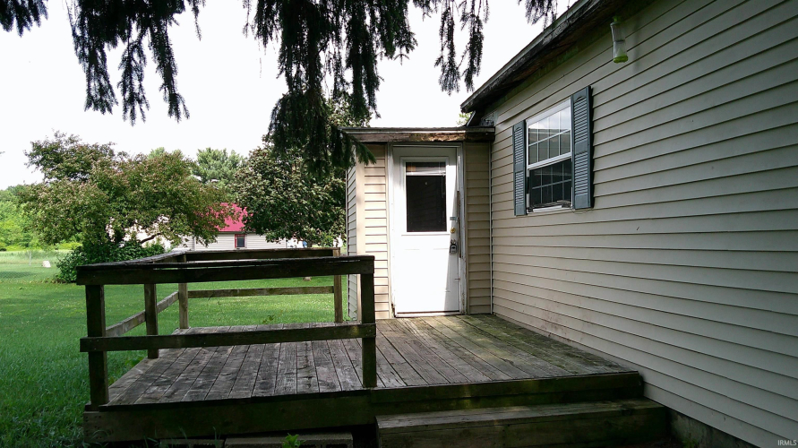 Listing Image 6