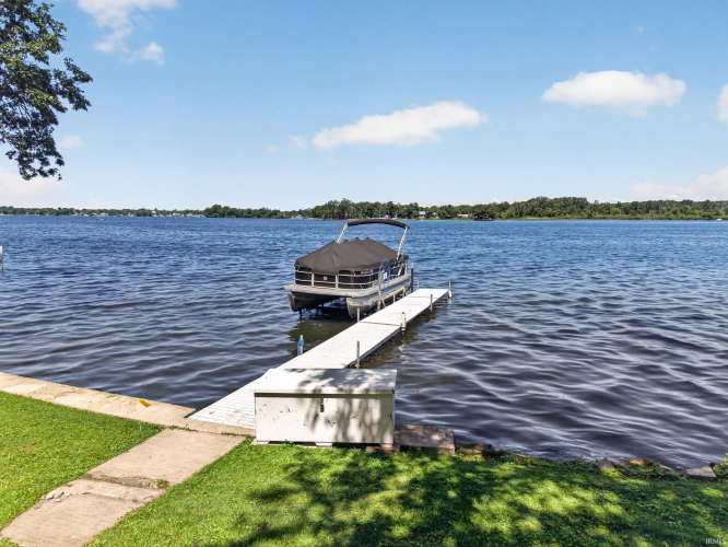 Listing Image 13