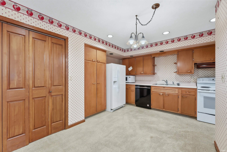 Listing Image 50