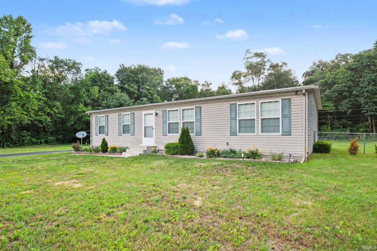 Listing Image 3