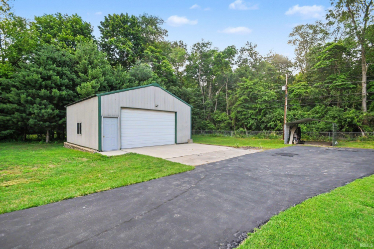Listing Image 22