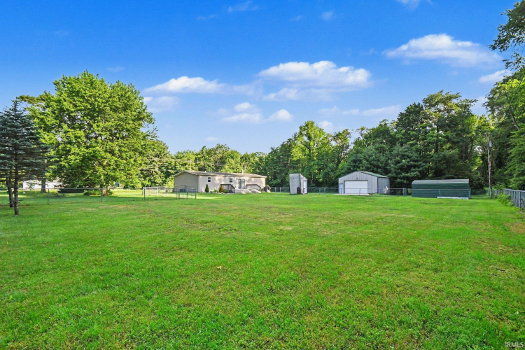 Listing Image 25