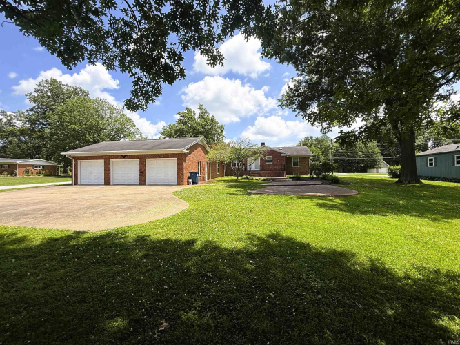 Listing Image 7