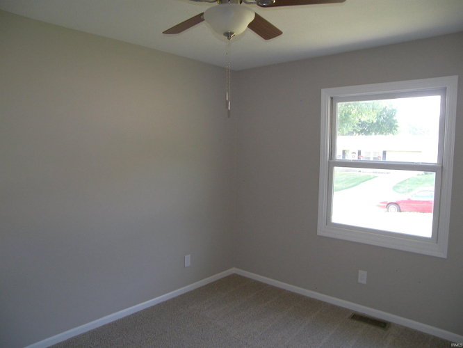 Listing Image 24