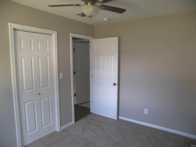 Listing Image 26