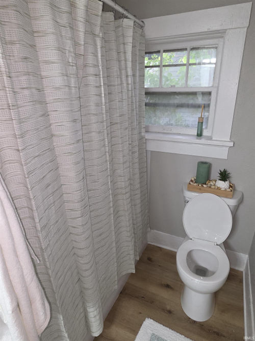 Listing Image 33