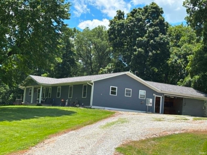 Listing Image 3