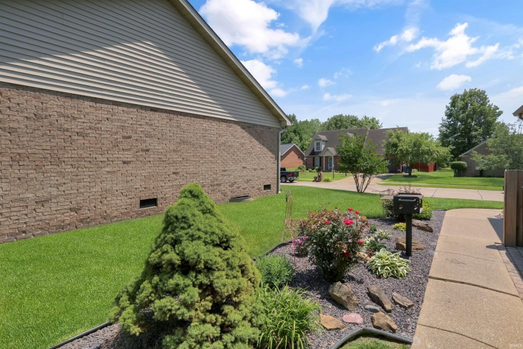 Listing Image 29