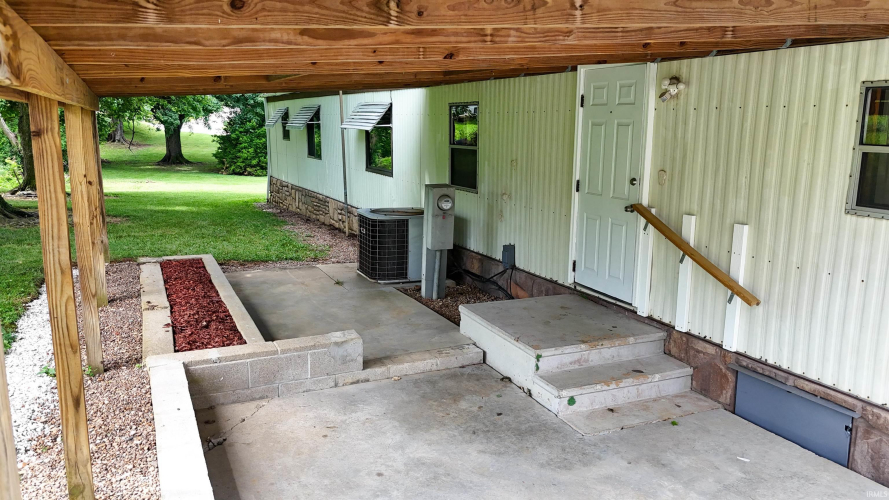 Listing Image 13