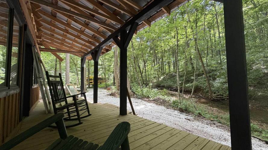 Listing Image 5