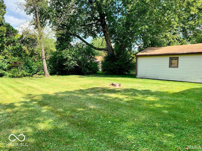 Listing Image 15
