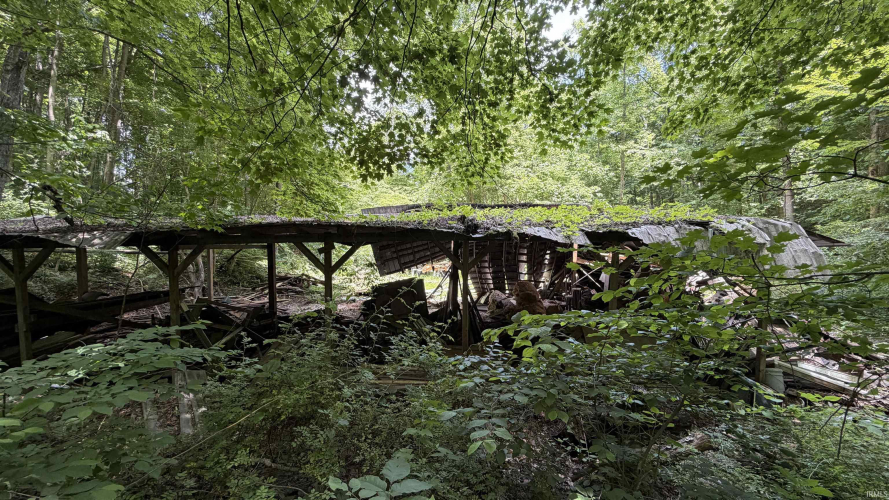 Listing Image 11