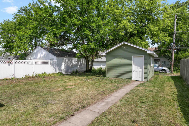 Listing Image 25