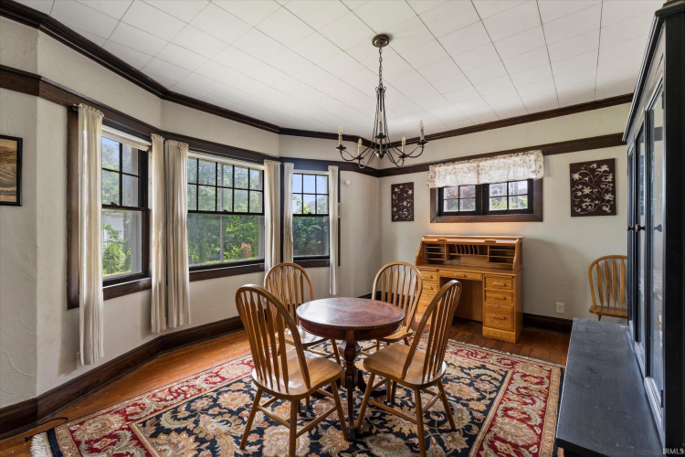 Listing Image 13