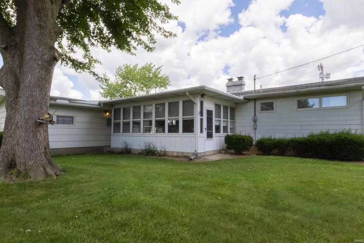 Listing Image 28