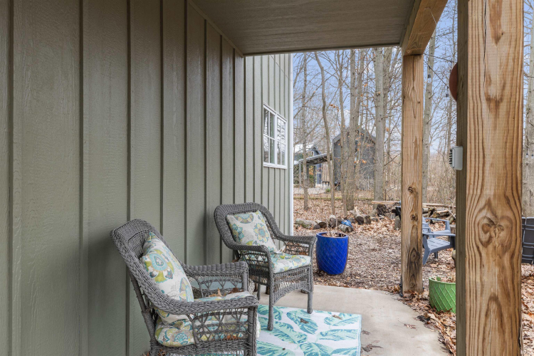 Listing Image 42