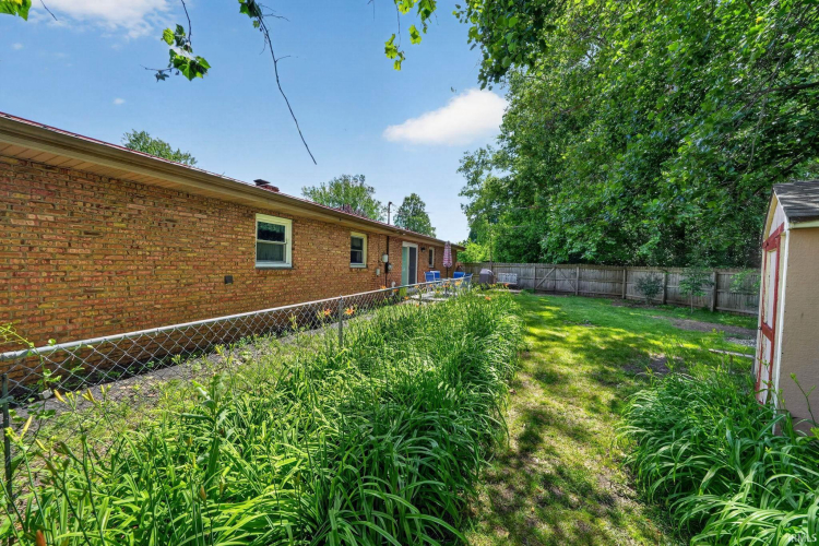 Listing Image 27