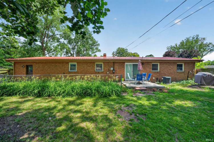 Listing Image 28