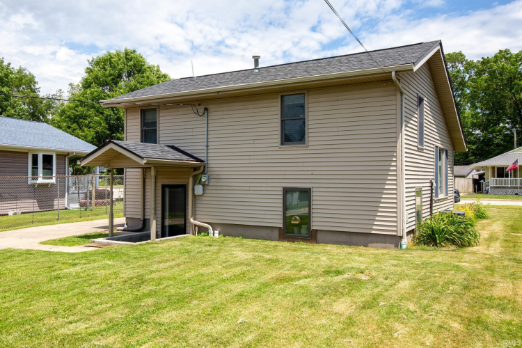 Listing Image 25