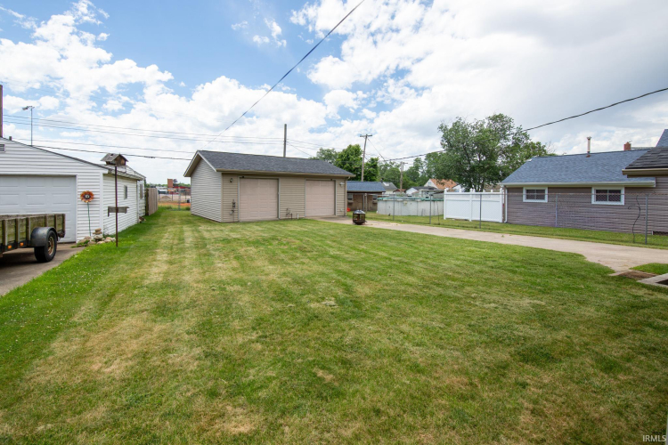 Listing Image 27