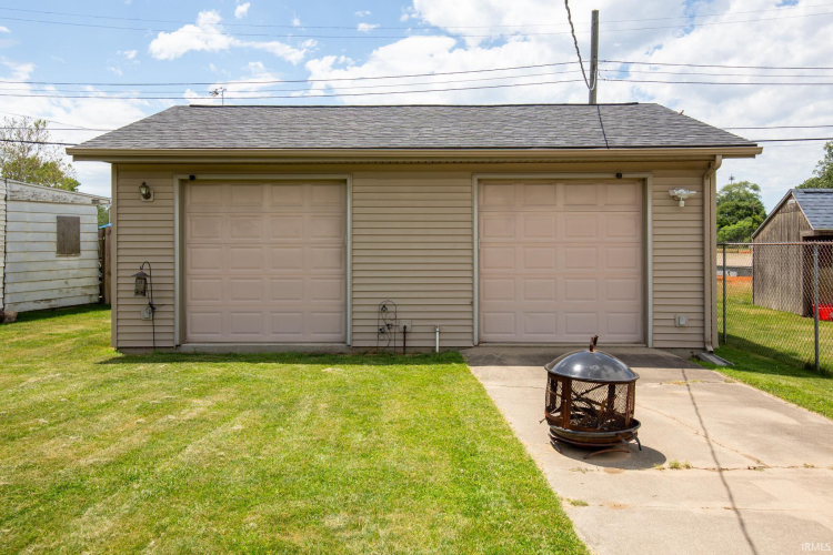 Listing Image 29