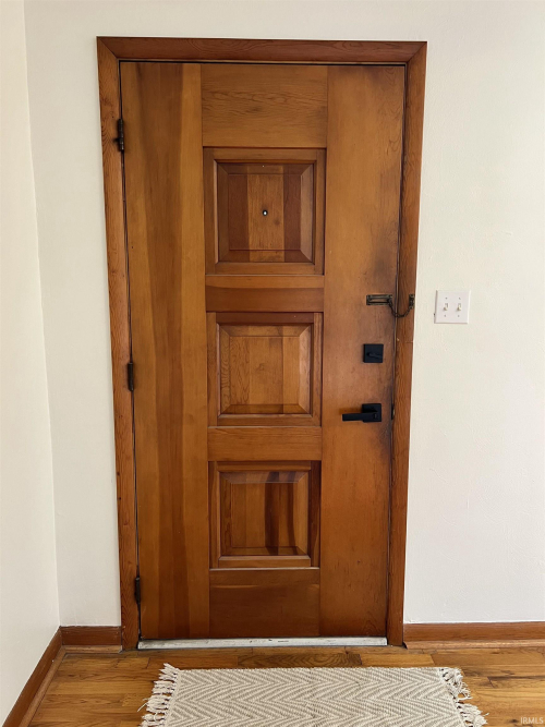 Listing Image 19
