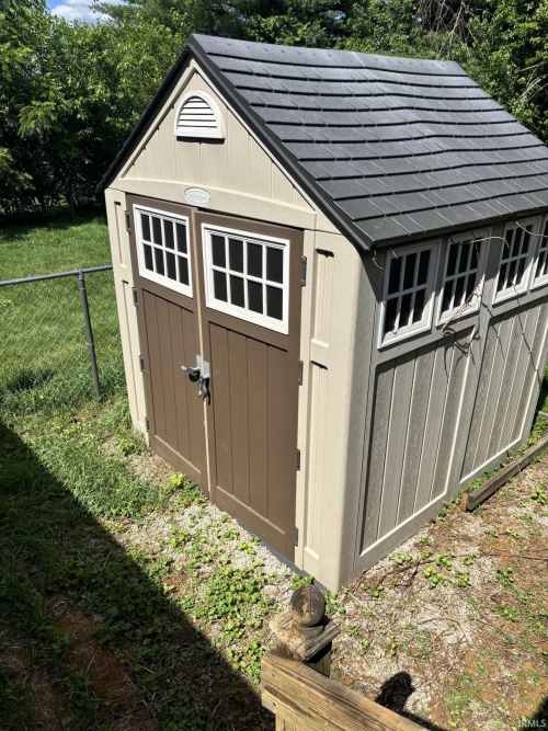 Listing Image 18