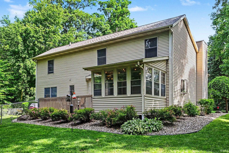 Listing Image 18