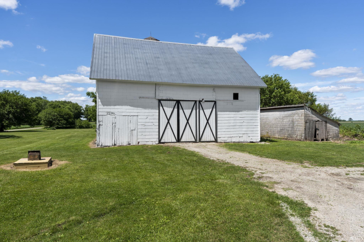 Listing Image 29