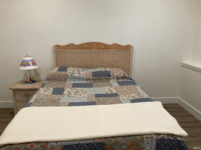 Listing Image 27