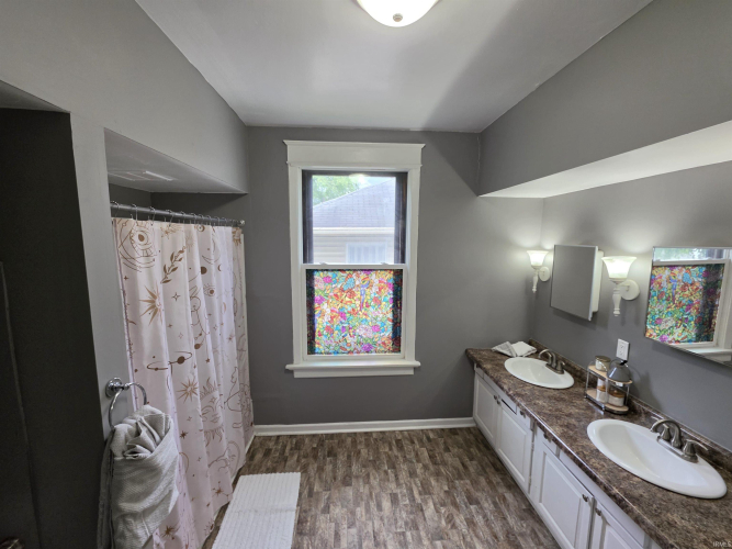Listing Image 35
