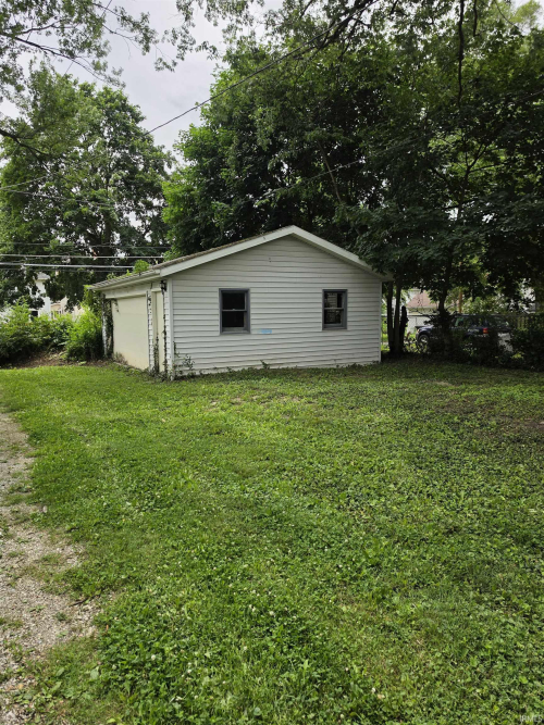 Listing Image 37