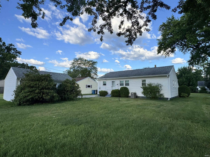Listing Image 6