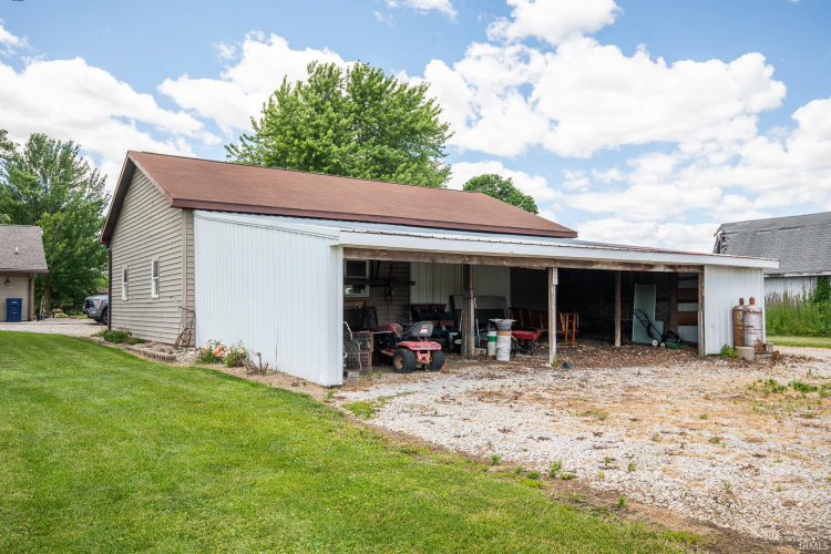 Listing Image 38