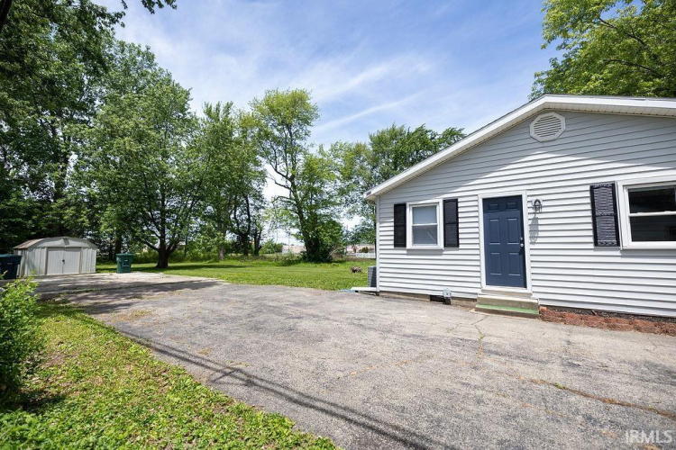 Listing Image 29