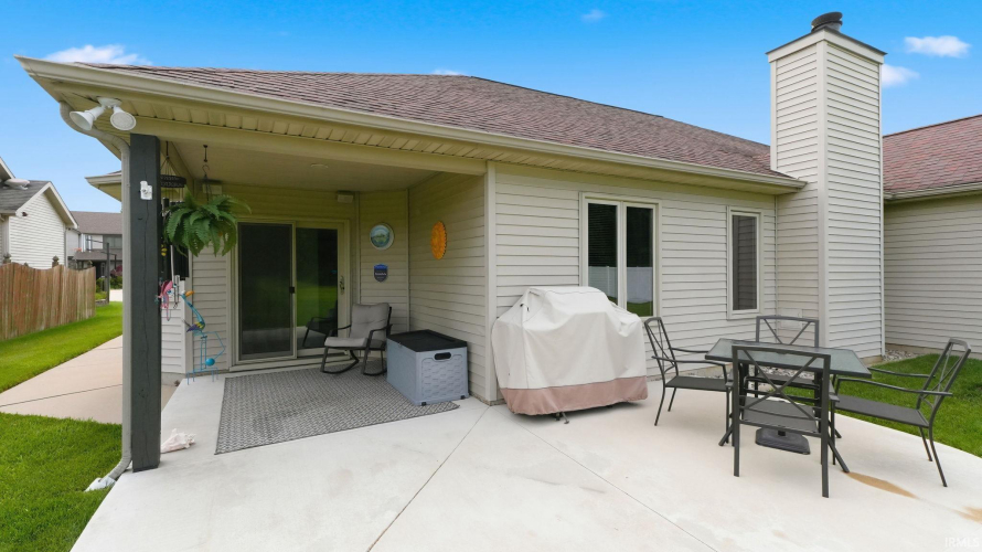 Listing Image 27