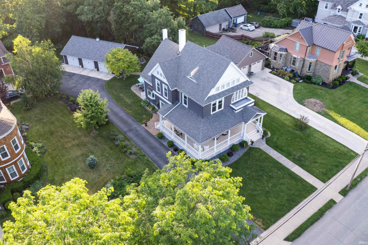 Listing Image 11