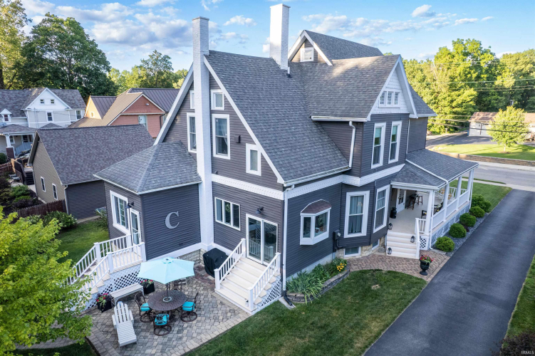 Listing Image 5