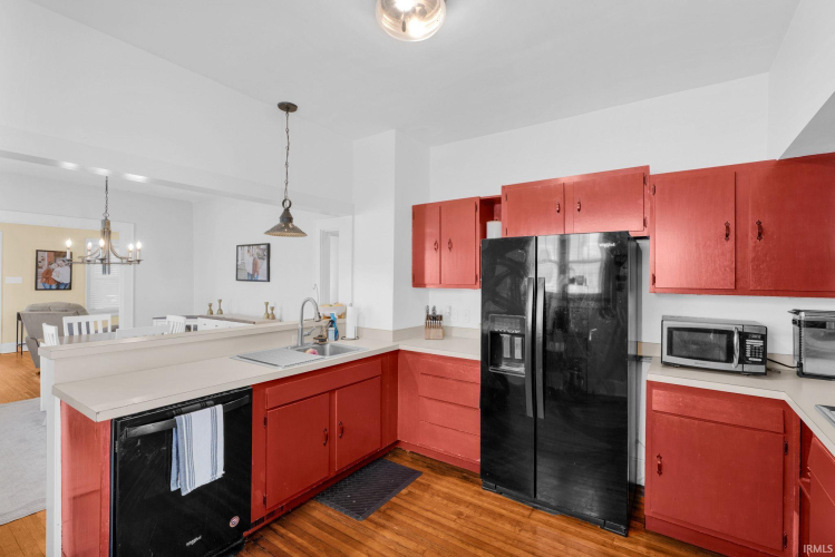 Listing Image 15