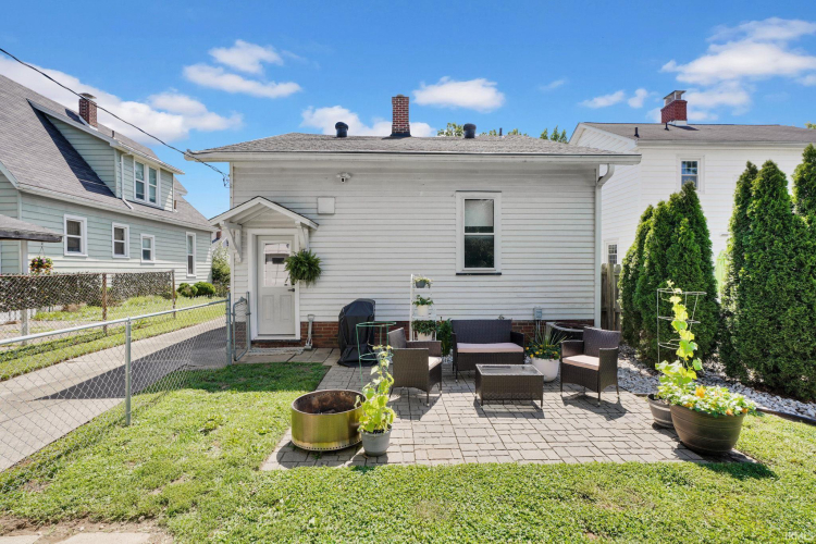 Listing Image 27