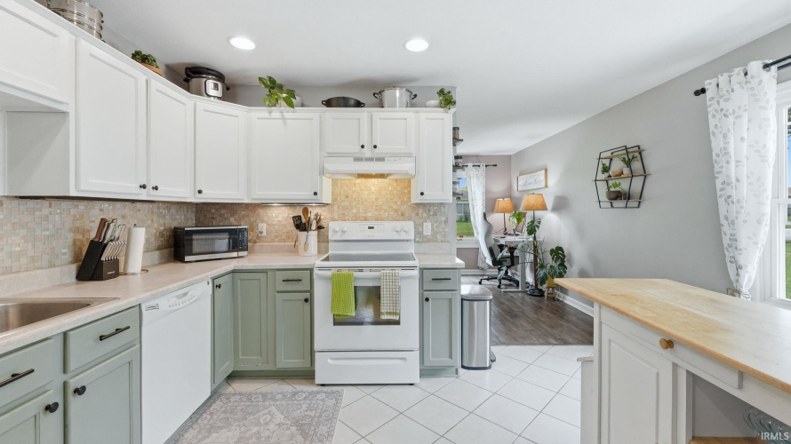 Listing Image 13